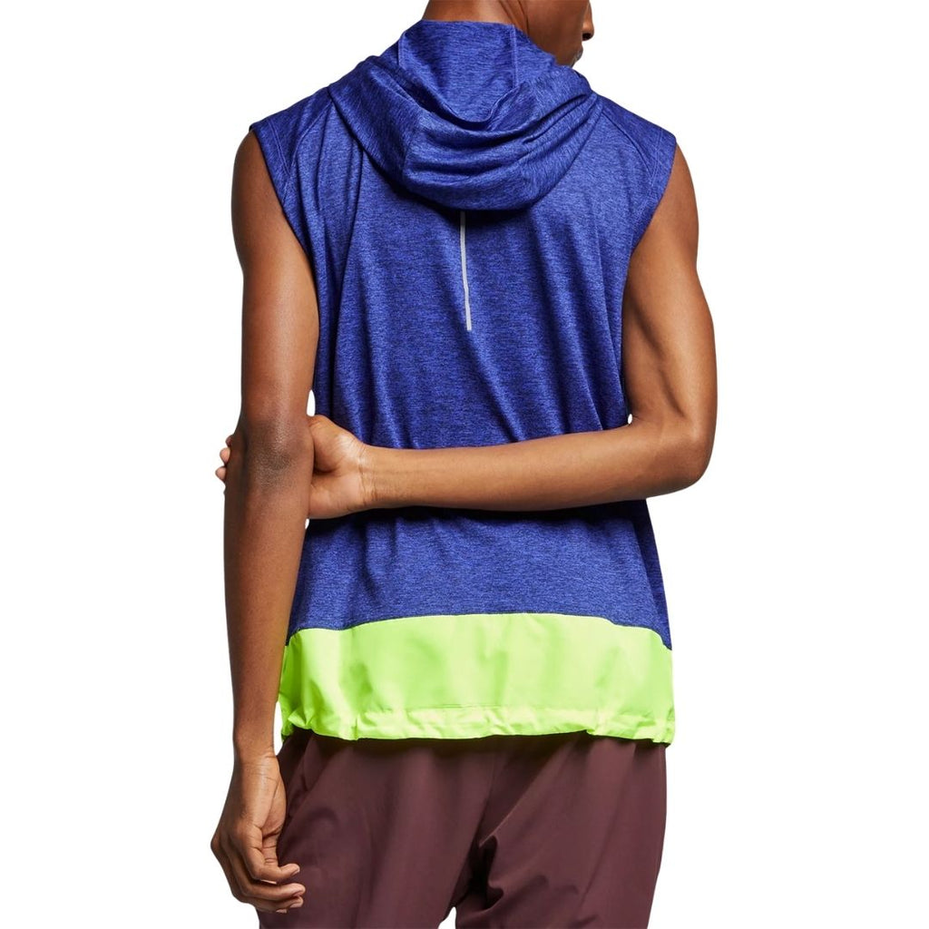 Solera Nike Deportiva con Capucha
